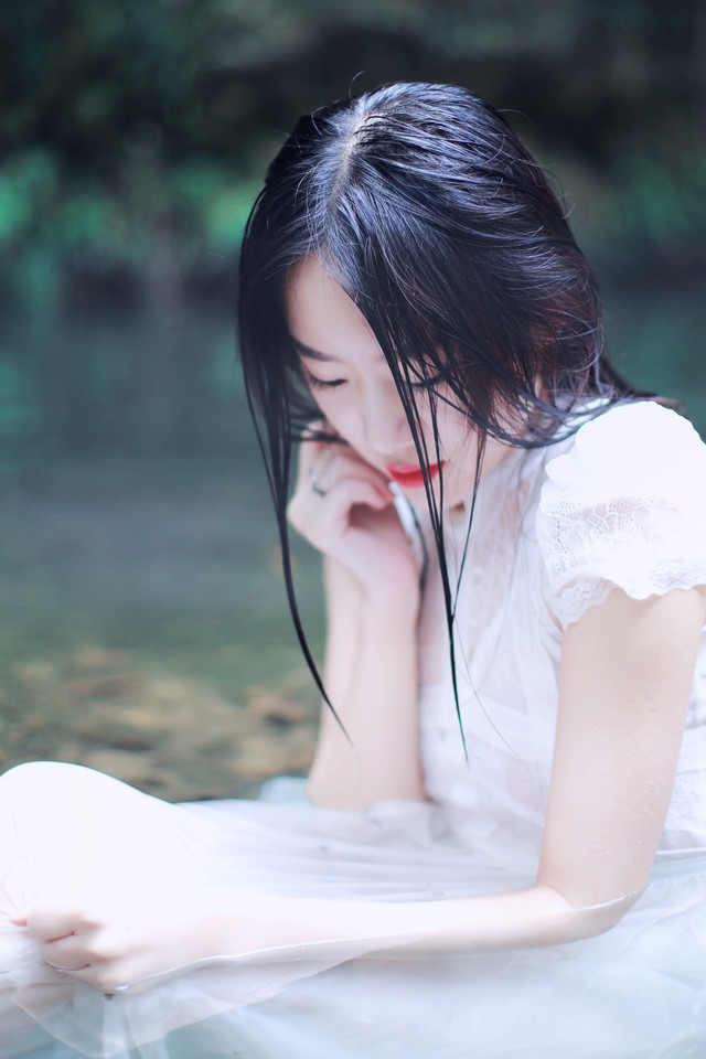 被误认成邪修大佬后